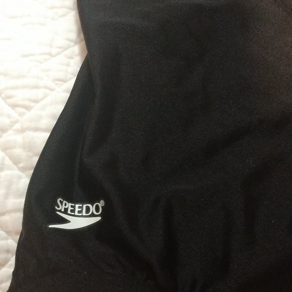Size 16 nwt speedo one piece